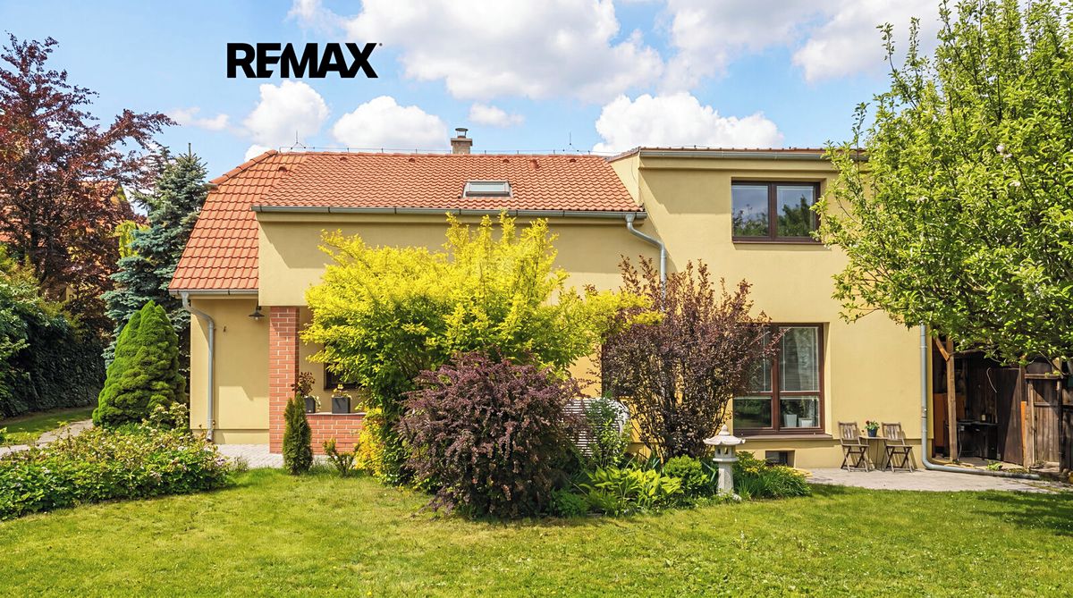 Prodej rodinného domu 200 m², pozemek 1121 m²